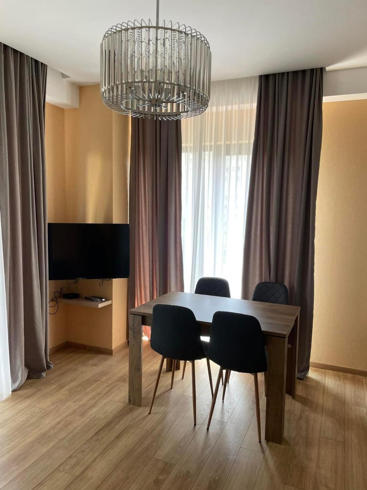Tbilisi Hilton Apartment Eksteriør bilde