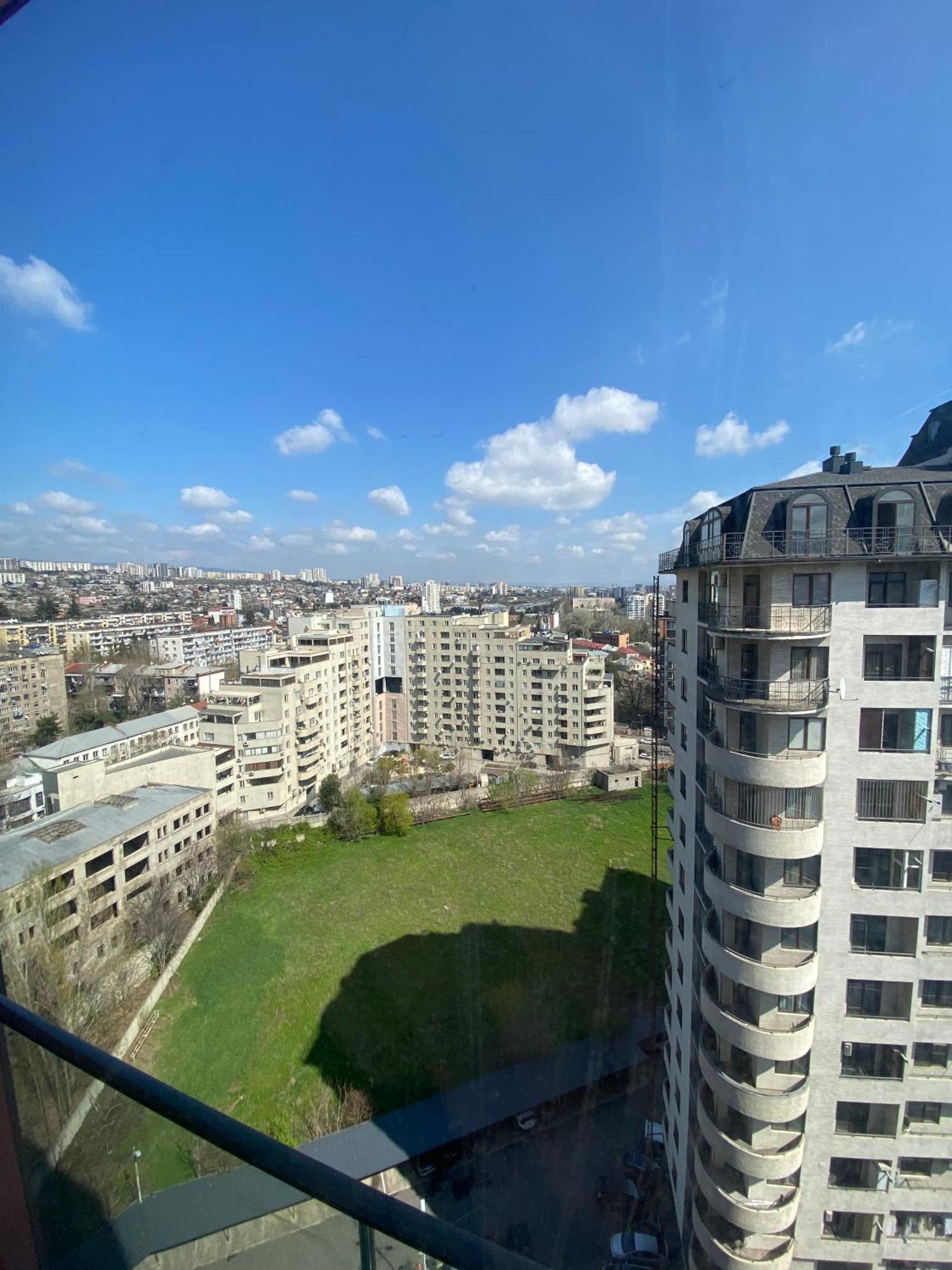 Tbilisi Hilton Apartment Eksteriør bilde
