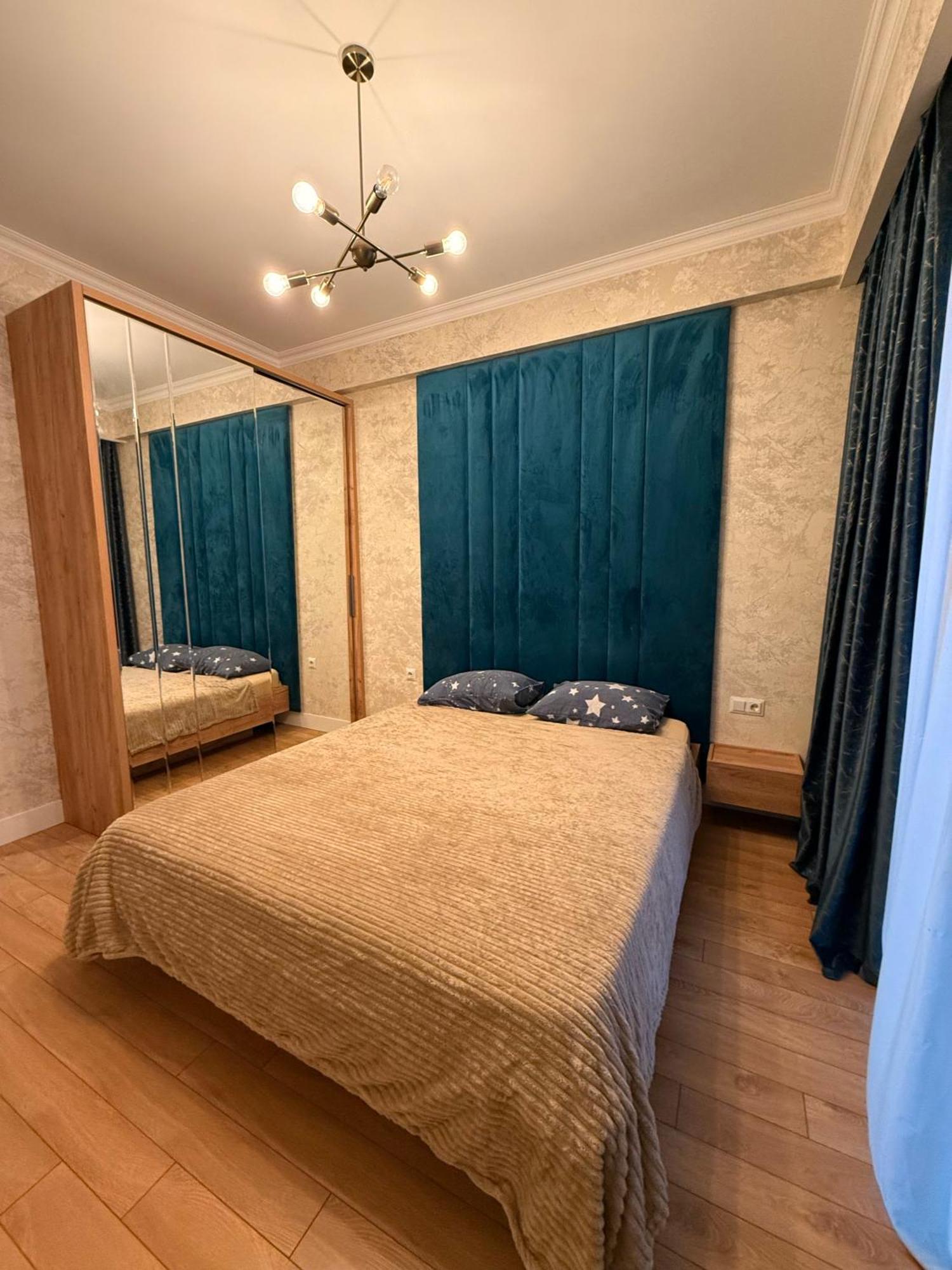 Tbilisi Hilton Apartment Eksteriør bilde